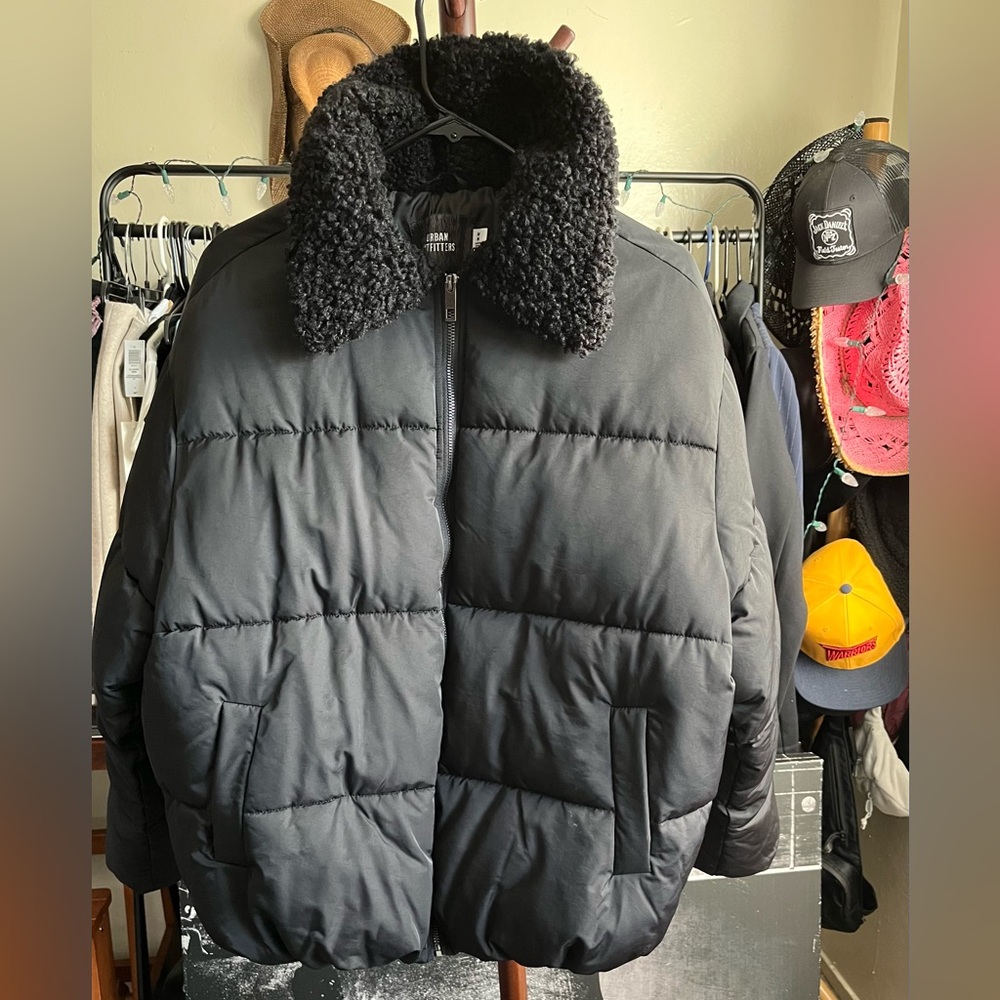 UO Puffer Jacket - Picture 6 of 7